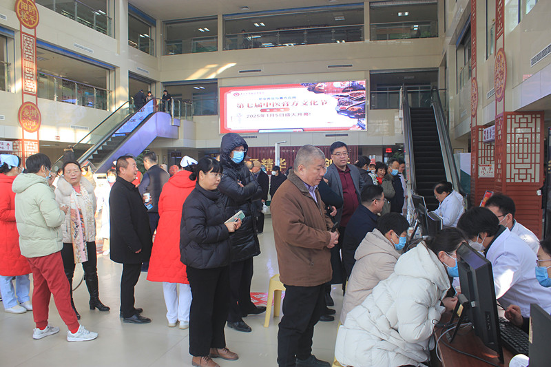 �F�ǅ^(q��)���t(y��)Ժ�෽�Ļ���(ji��)ʢ���_Ļ���������t(y��)���裬�츣���ս���